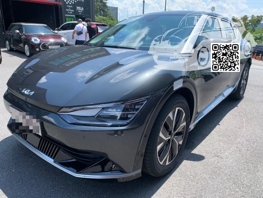 KIA | EV6 | AGT - GRAPHITE GREY, INTERSTELLAR GRAY 0